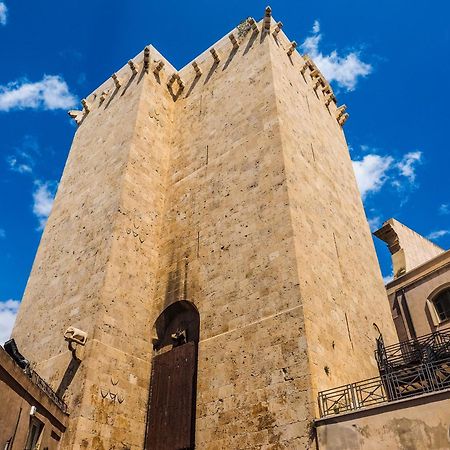Casa Storica Di Charme Con Vista Mare Nel Cuore Di Cagliari Exterior foto