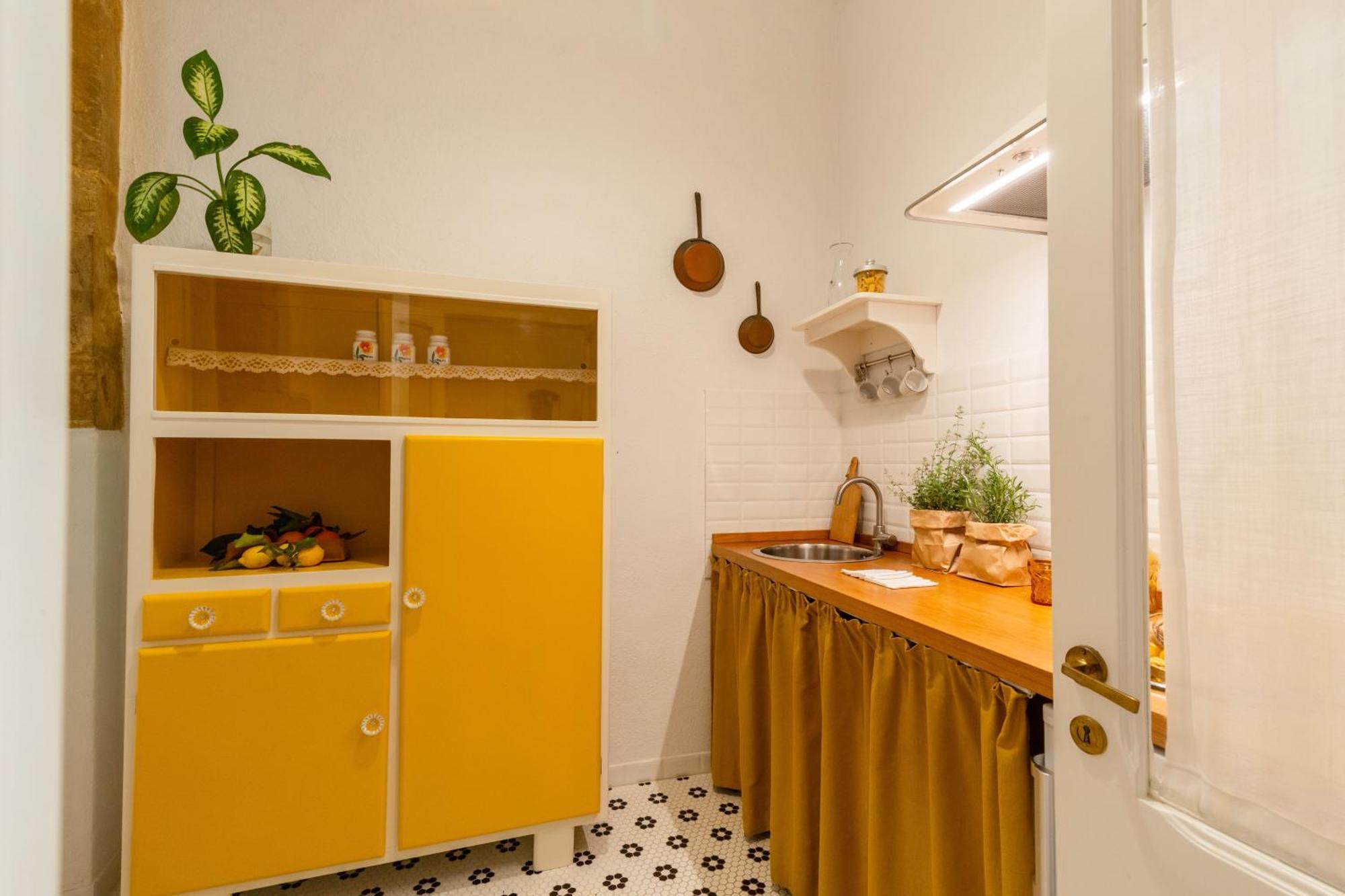 Casa Storica Di Charme Con Vista Mare Nel Cuore Di Cagliari Exterior foto